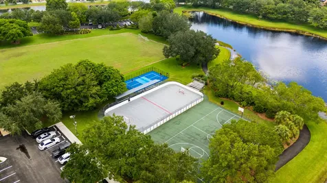 1071 Bluewood Terrace Weston FL 33327