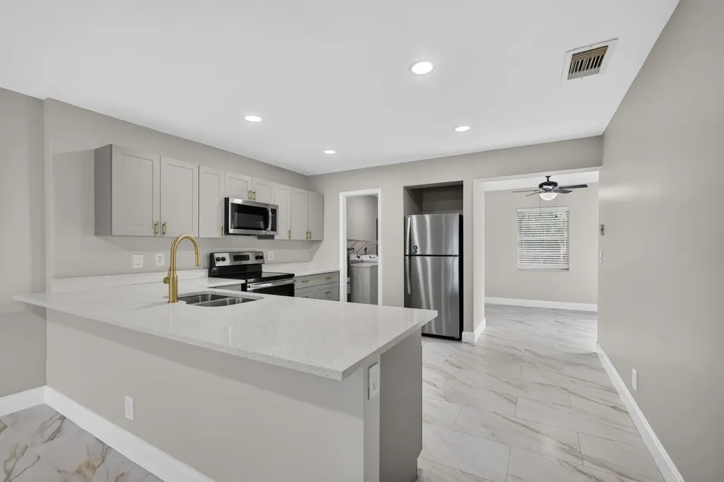 4873 Arthur Street Palm Beach Gardens FL 33418