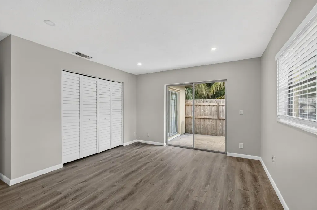 4873 Arthur Street Palm Beach Gardens FL 33418