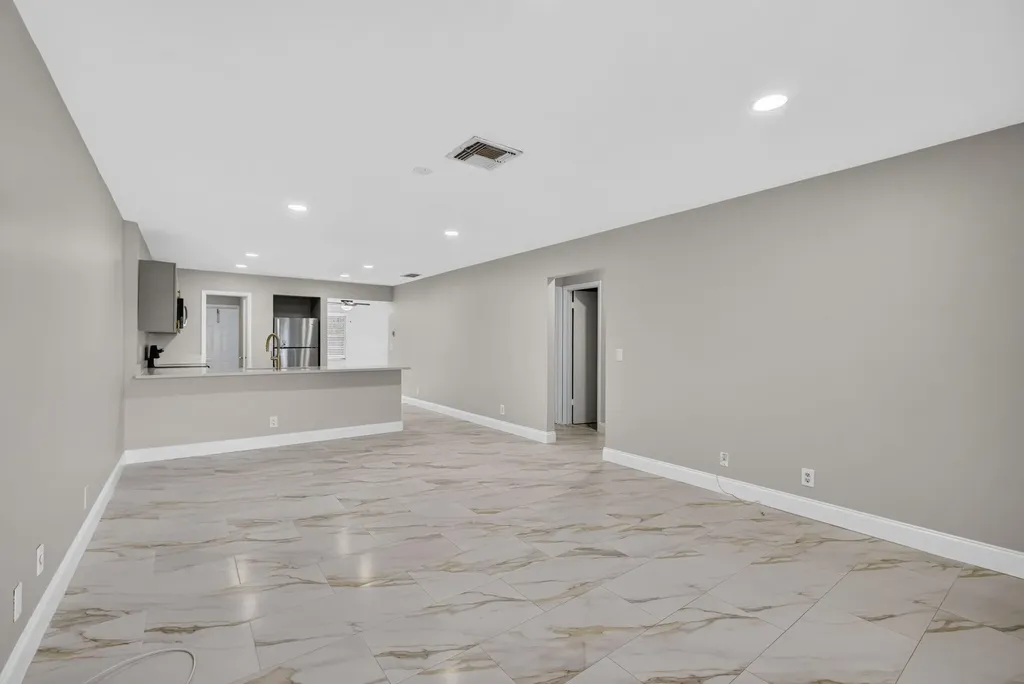 4873 Arthur Street Palm Beach Gardens FL 33418
