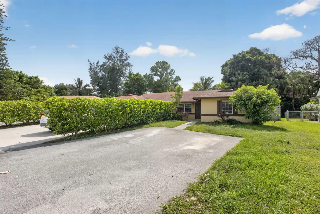 4873 Arthur Street Palm Beach Gardens FL 33418