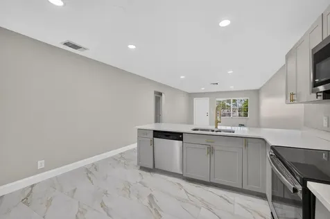 4873 Arthur Street Palm Beach Gardens FL 33418