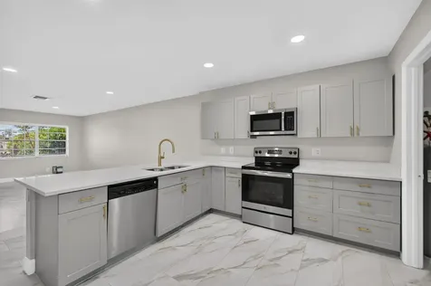 4873 Arthur Street Palm Beach Gardens FL 33418