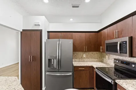 1071 Bluewood Terrace Weston FL 33327