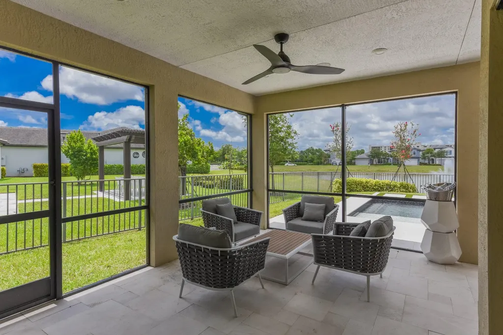 2370 Rollingwood Court Oakland Park FL 33309