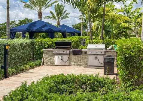 2370 Rollingwood Court Oakland Park FL 33309