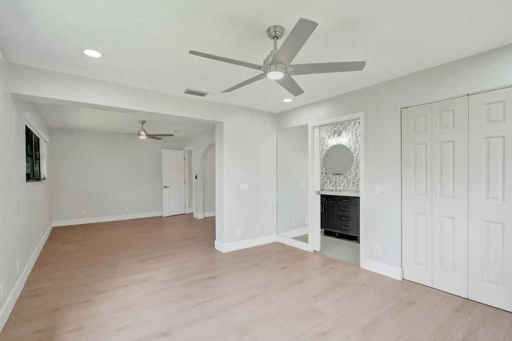 1054 Wyoming Avenue Fort Lauderdale FL 33312