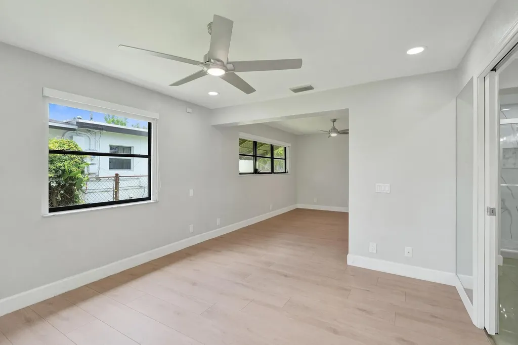1054 Wyoming Avenue Fort Lauderdale FL 33312