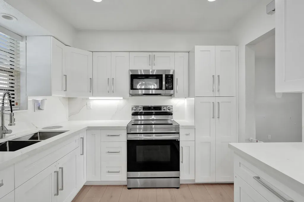 1054 Wyoming Avenue Fort Lauderdale FL 33312