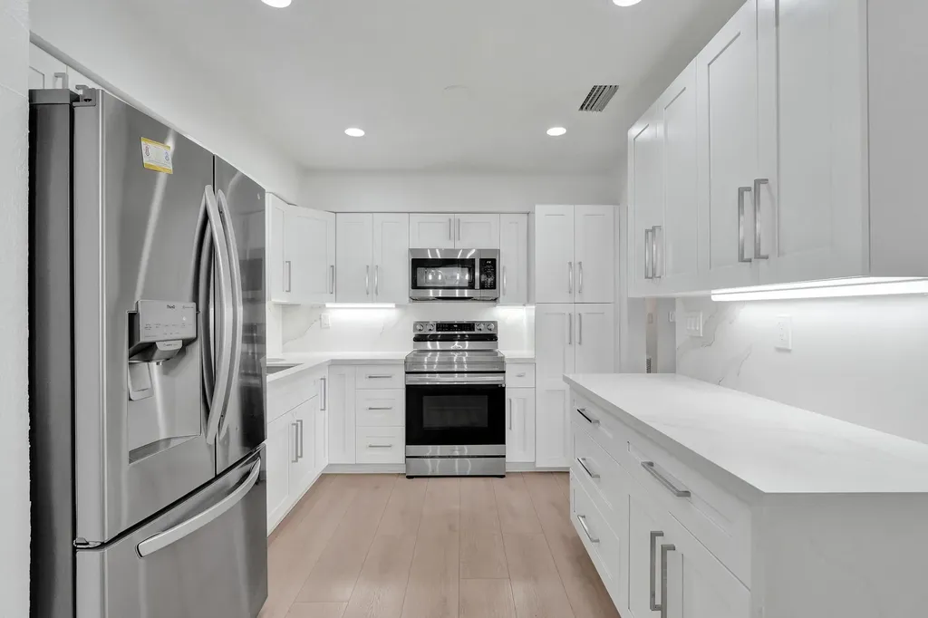 1054 Wyoming Avenue Fort Lauderdale FL 33312