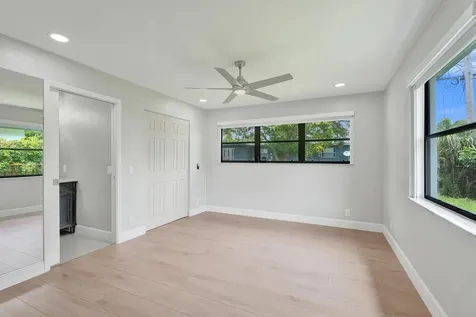1054 Wyoming Avenue Fort Lauderdale FL 33312