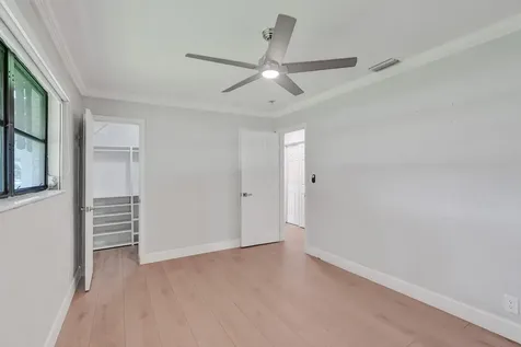 1054 Wyoming Avenue Fort Lauderdale FL 33312