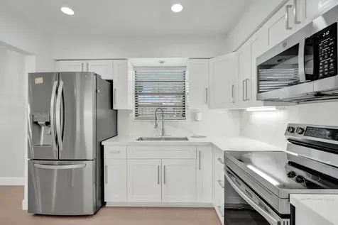 1054 Wyoming Avenue Fort Lauderdale FL 33312