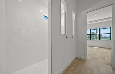 2082 Don Benito Way Naples FL 34120
