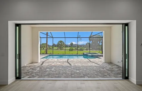 2082 Don Benito Way Naples FL 34120