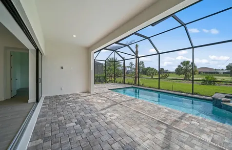 2082 Don Benito Way Naples FL 34120
