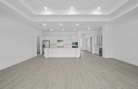2082 Don Benito Way Naples FL 34120