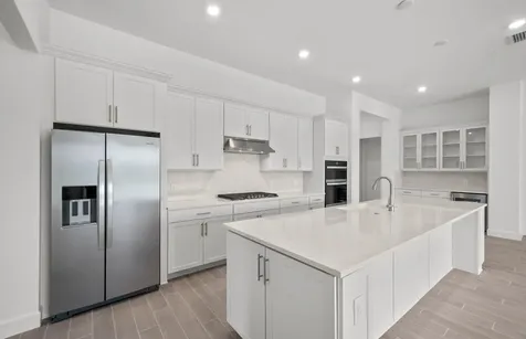 2082 Don Benito Way Naples FL 34120