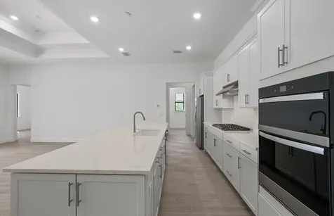 2082 Don Benito Way Naples FL 34120