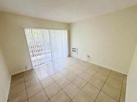 3030 NW 43rd Terrace Lauderdale Lakes FL 33313