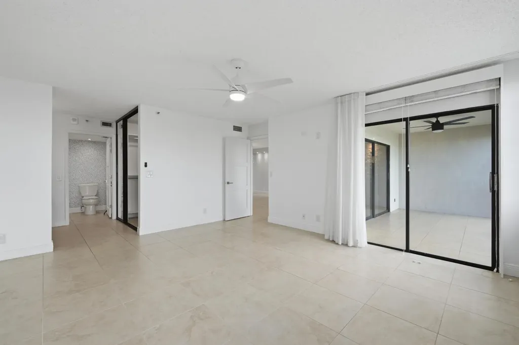 2215 Cypress Island Drive Pompano Beach FL 33069