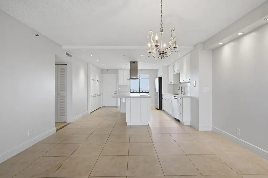 2215 Cypress Island Drive Pompano Beach FL 33069