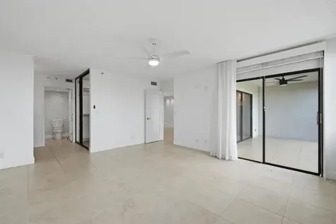 2215 Cypress Island Drive Pompano Beach FL 33069