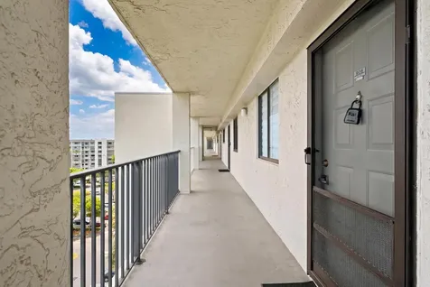 2215 Cypress Island Drive Pompano Beach FL 33069