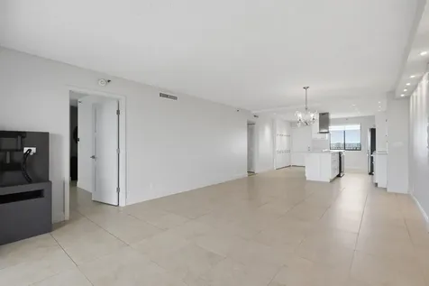 2215 Cypress Island Drive Pompano Beach FL 33069