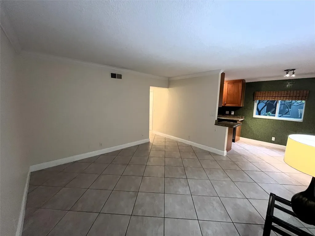 1460 NE 18th Street Fort Lauderdale FL 33305