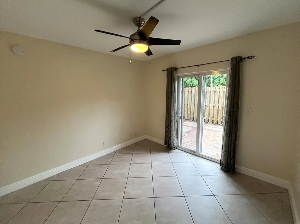 1460 NE 18th Street Fort Lauderdale FL 33305