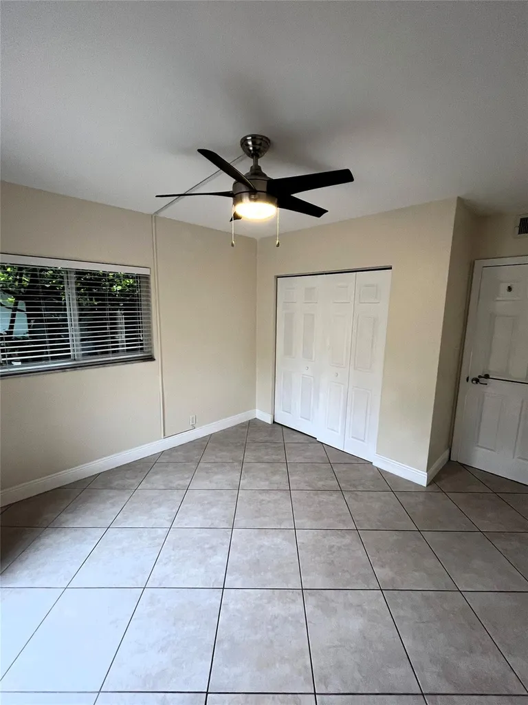 1460 NE 18th Street Fort Lauderdale FL 33305