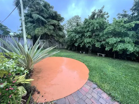 1460 NE 18th Street Fort Lauderdale FL 33305