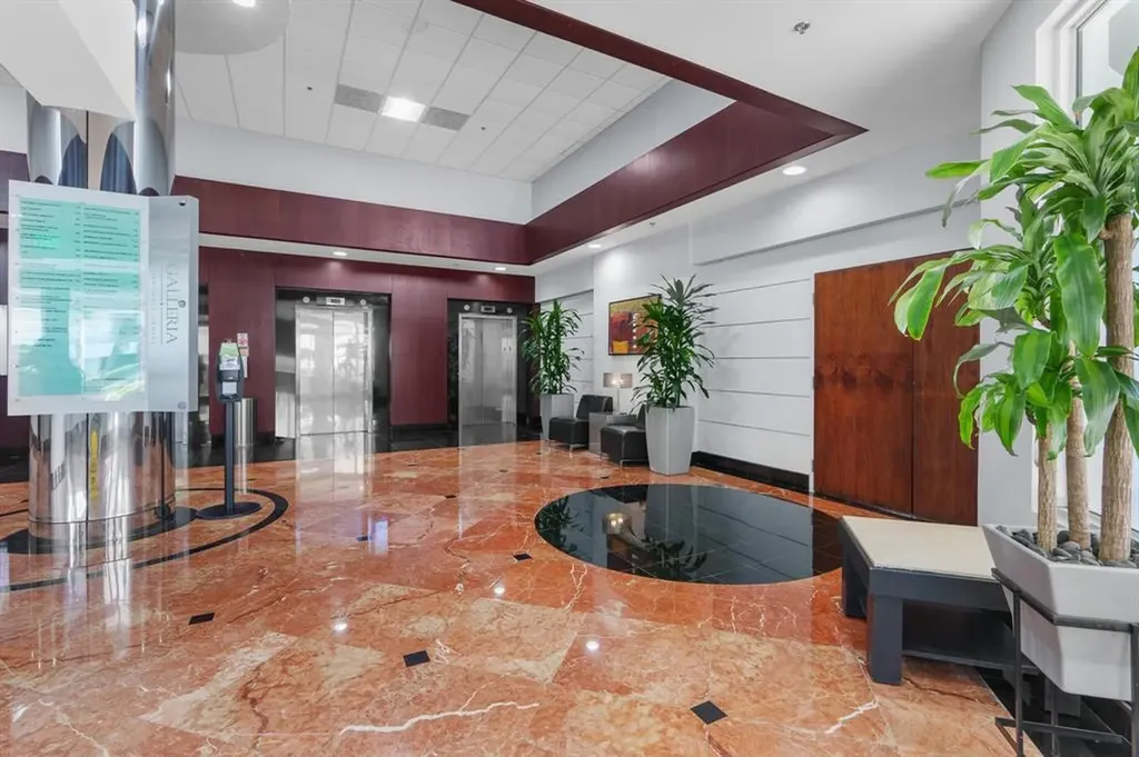2455 E Sunrise Boulevard Fort Lauderdale FL