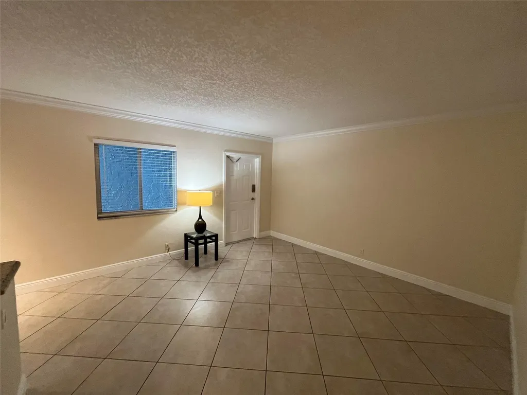 1460 NE 18th Street Fort Lauderdale FL 33305