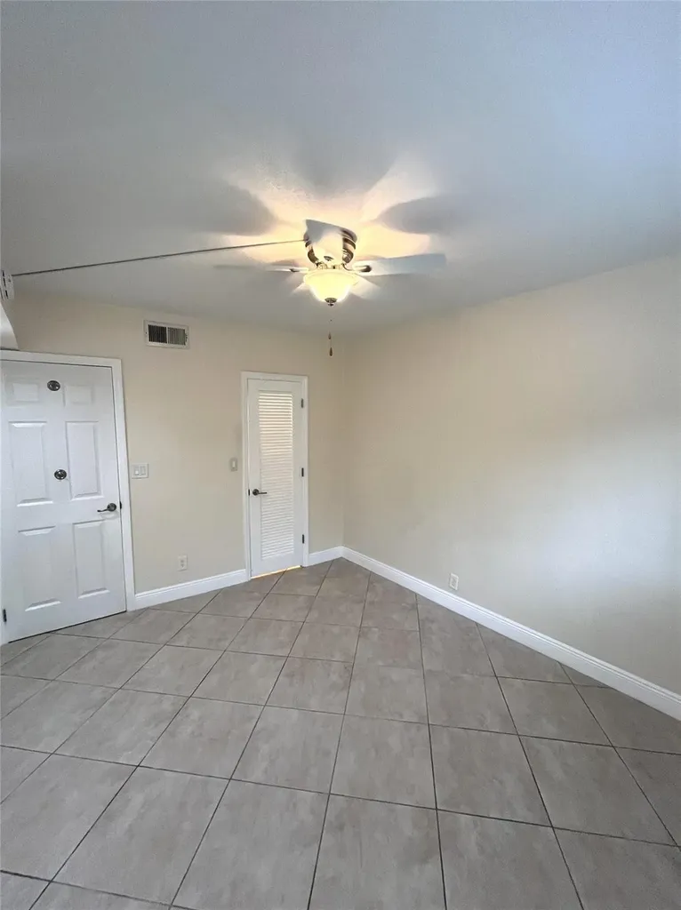 1460 NE 18th Street Fort Lauderdale FL 33305