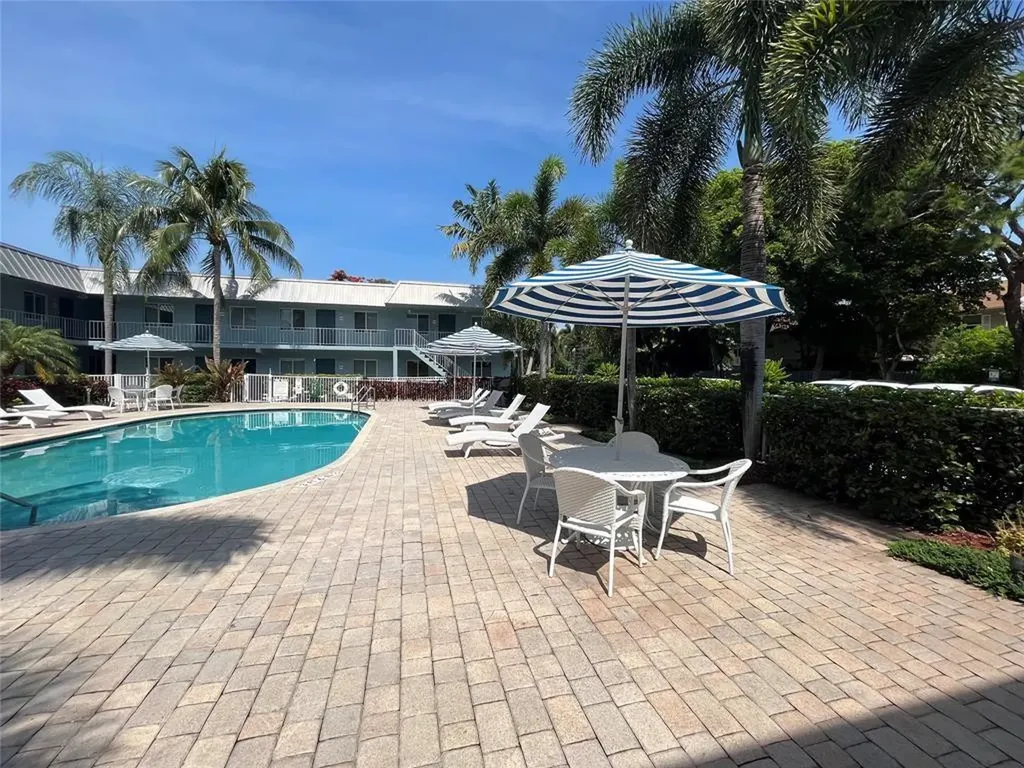 1460 NE 18th Street Fort Lauderdale FL 33305
