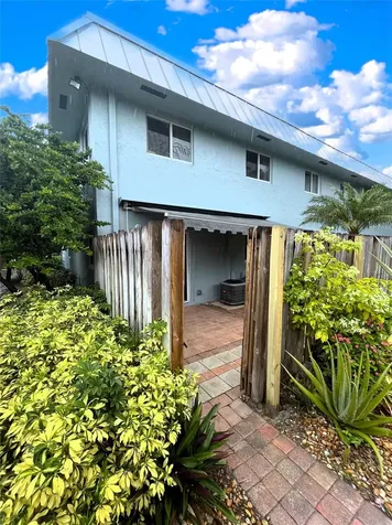 1460 NE 18th Street Fort Lauderdale FL 33305