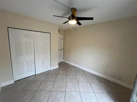1460 NE 18th Street Fort Lauderdale FL 33305