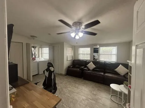 750 NE 4th Place Hialeah FL 33010