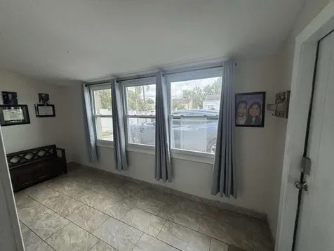 750 NE 4th Place Hialeah FL 33010