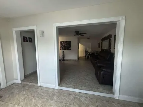 750 NE 4th Place Hialeah FL 33010