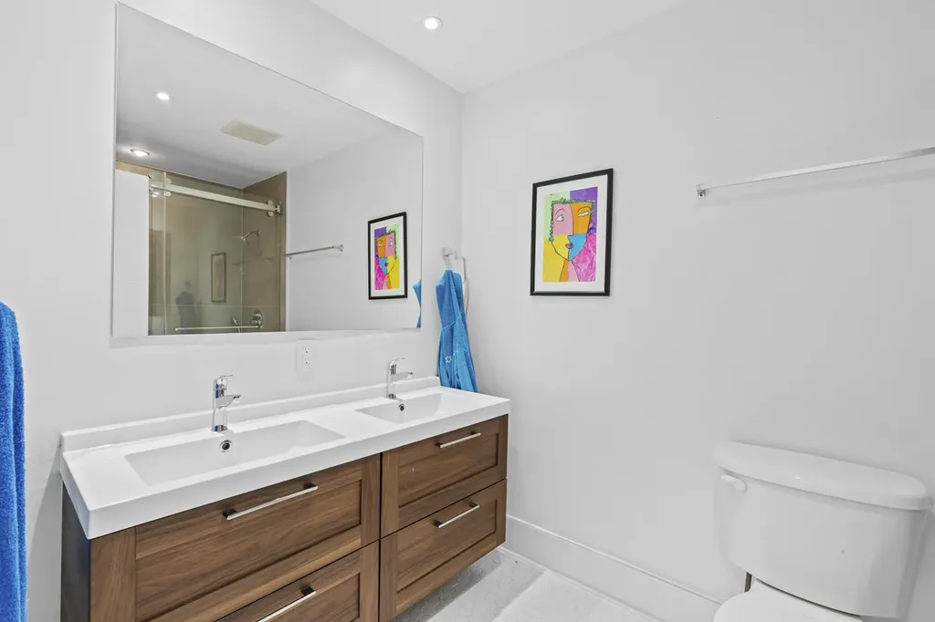 3870 N 31st Terrace Hollywood FL 33021