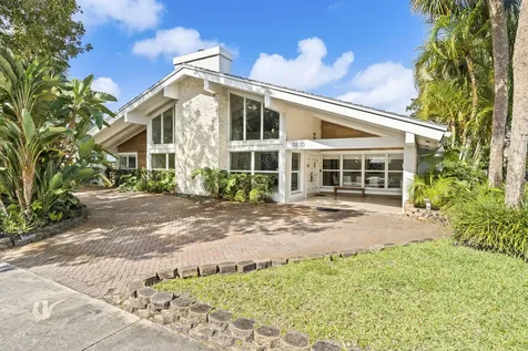 3870 N 31st Terrace Hollywood FL 33021