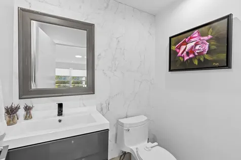 3870 N 31st Terrace Hollywood FL 33021