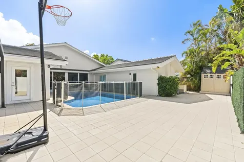 3870 N 31st Terrace Hollywood FL 33021