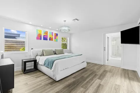3870 N 31st Terrace Hollywood FL 33021