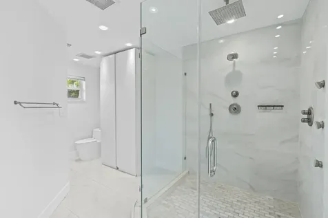 3870 N 31st Terrace Hollywood FL 33021