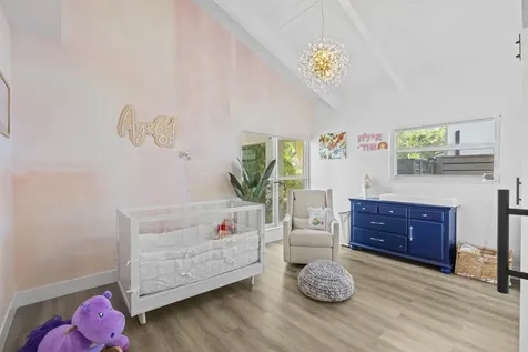 3870 N 31st Terrace Hollywood FL 33021