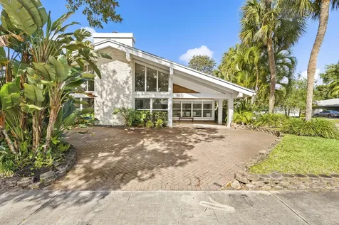 3870 N 31st Terrace Hollywood FL 33021